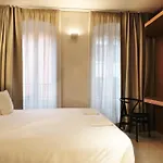 Regina Adelaide & Hotel 4*