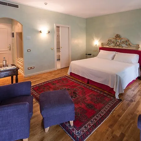 Regina Adelaide & 4* Garda