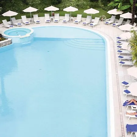 Regina Adelaide & Hotel 4*