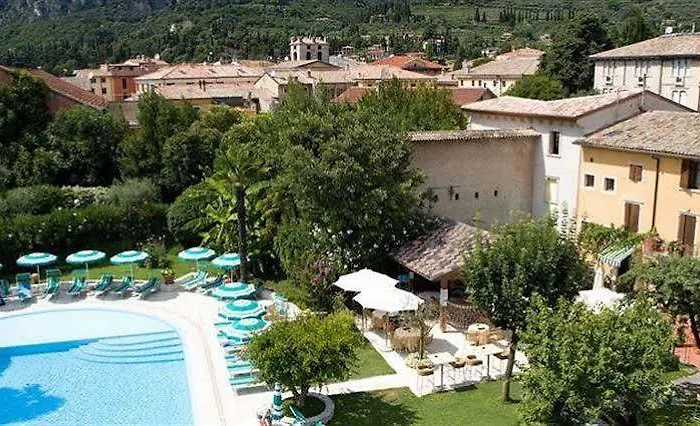 Hotel Regina Adelaide & 4*