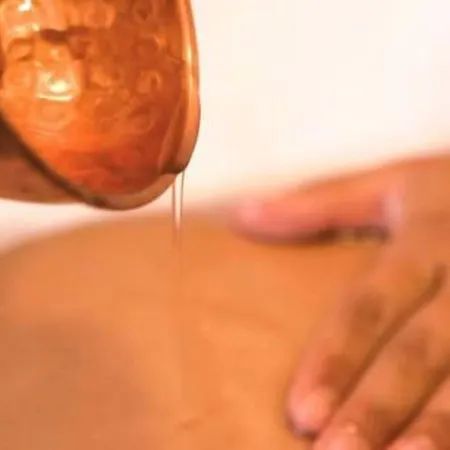 Regina Adelaide & 4*