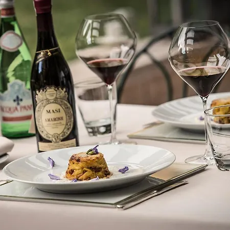 Regina Adelaide & Hotel 4*