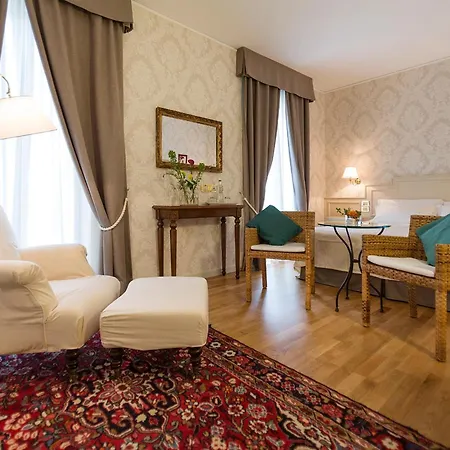 Regina Adelaide & Hotel