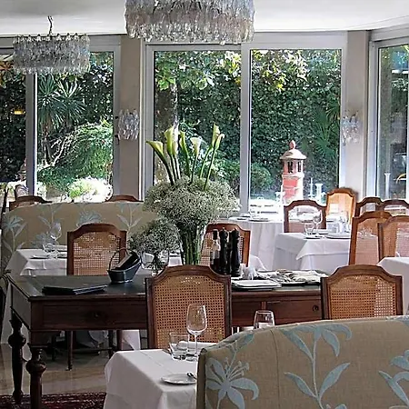 Regina Adelaide & Hotel 4*