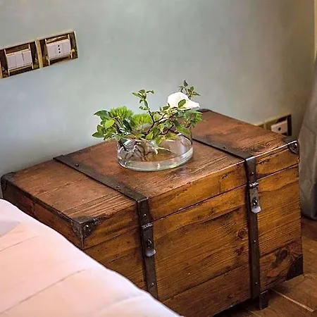 Regina Adelaide & 4* Garda (Verona)