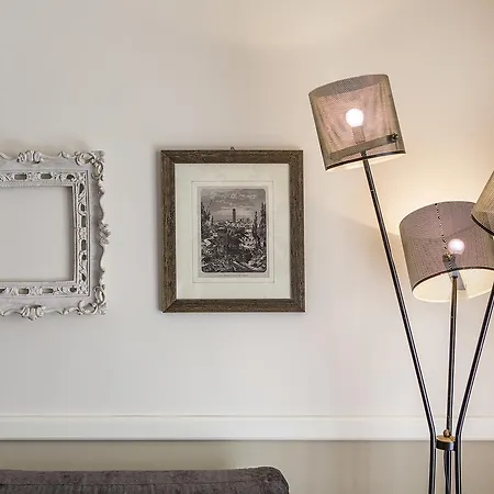 Regina Adelaide & 4*