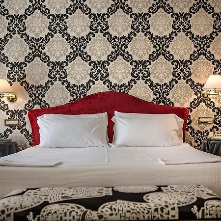 Regina Adelaide & 4* Garda (Verona)