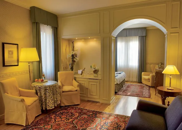 Regina Adelaide & 4* Garda