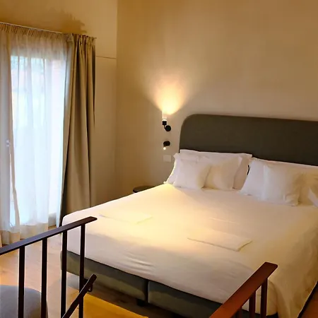 Regina Adelaide & 4* Garda (Verona)